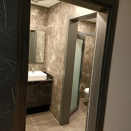 The Marine 特拉布宗