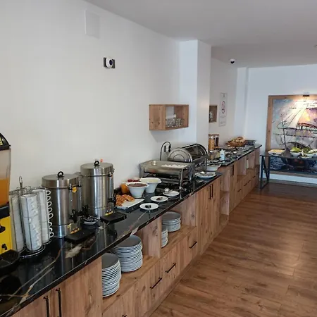 The Marine Hotel 3*