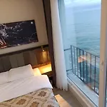 The Marine 3* 트라존