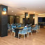 The Marine 3* 트라존