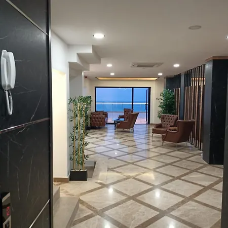 Hotel The Marine 3*