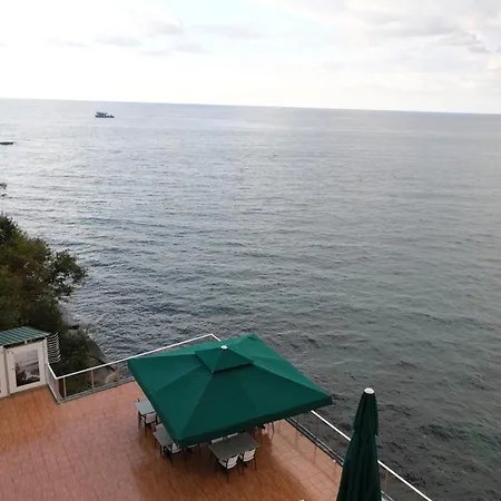 The Marine Hotel 3*