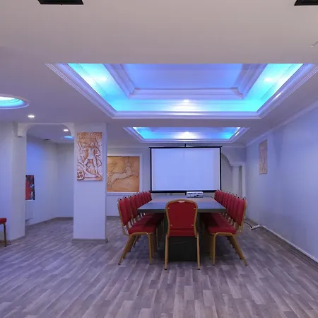 Hotel The Marine 3*