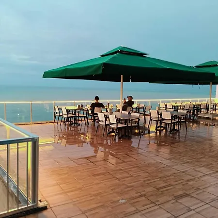 Hotel The Marine 3*